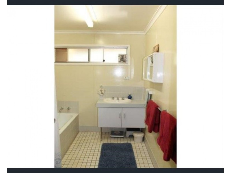 20 Barara Street, Newman WA 6753
