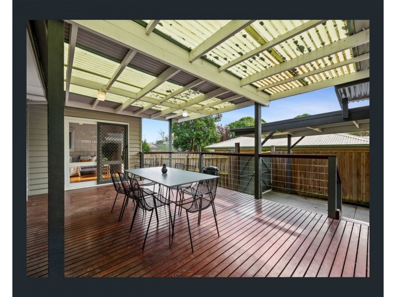 1/2 Anthony Street, Croydon VIC 3136