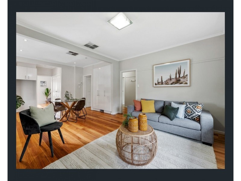 1/2 Anthony Street, Croydon VIC 3136