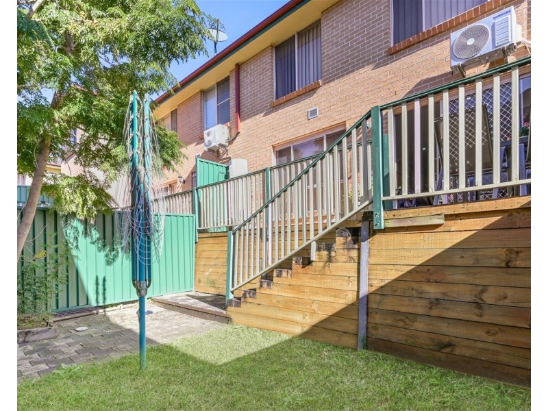 15/6 Parkholme Circuit, Englorie Park NSW 2560