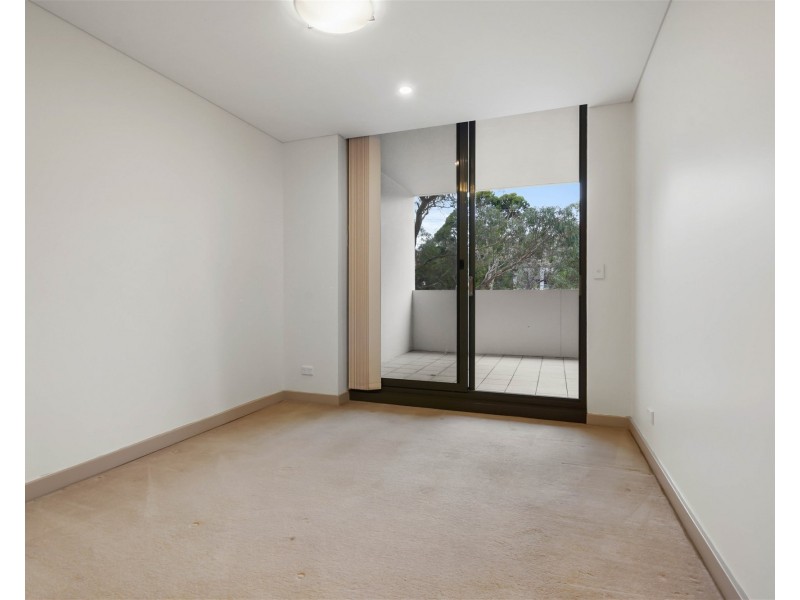 2/5-7 Northumberland Street, Liverpool NSW 2170