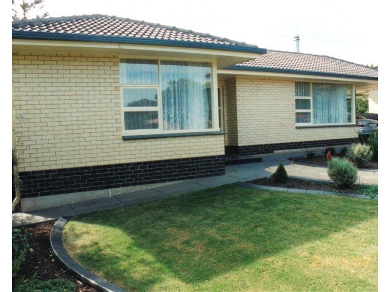 17 Irvine Street, Port Noarlunga SA 5167