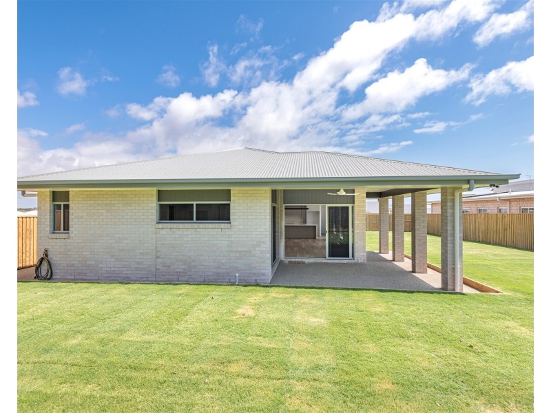34 Rennell Street, Bargara QLD 4670