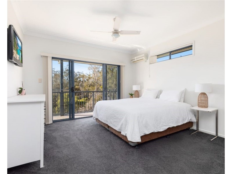 1 Tamarind Close, Burrum Heads QLD 4659