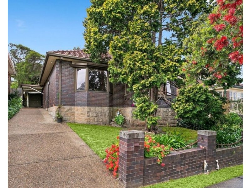 64 Pacific Avenue, Penshurst NSW 2222