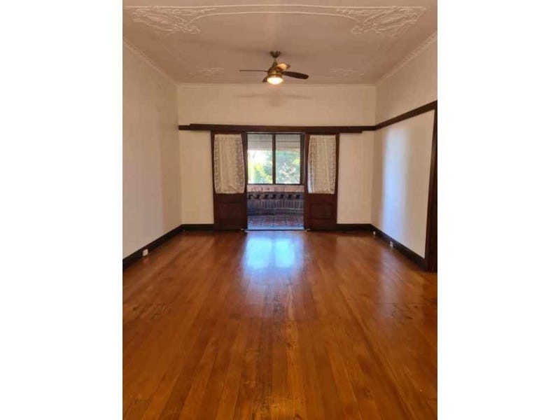 64 Pacific Avenue, Penshurst NSW 2222