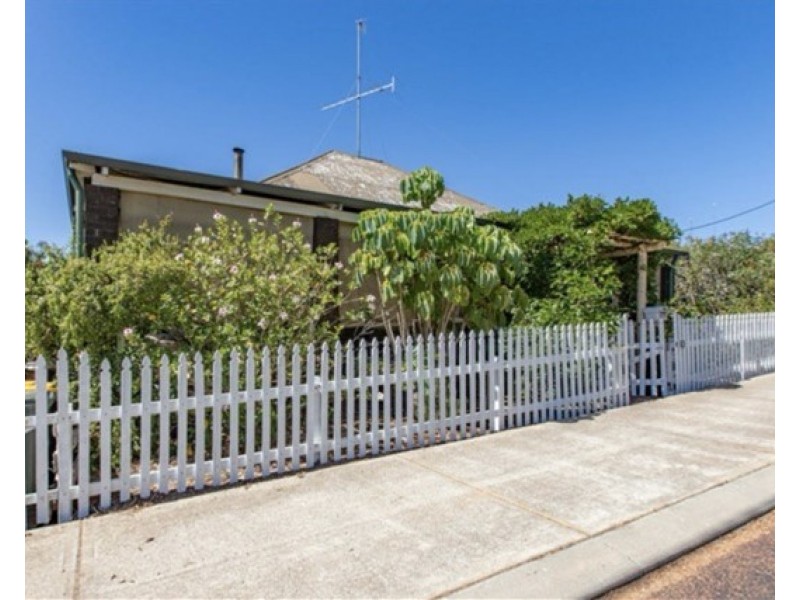 8 Arthur Street, Toodyay WA 6566