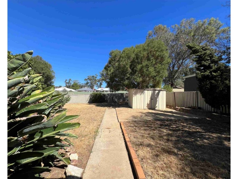 8 Arthur Street, Toodyay WA 6566