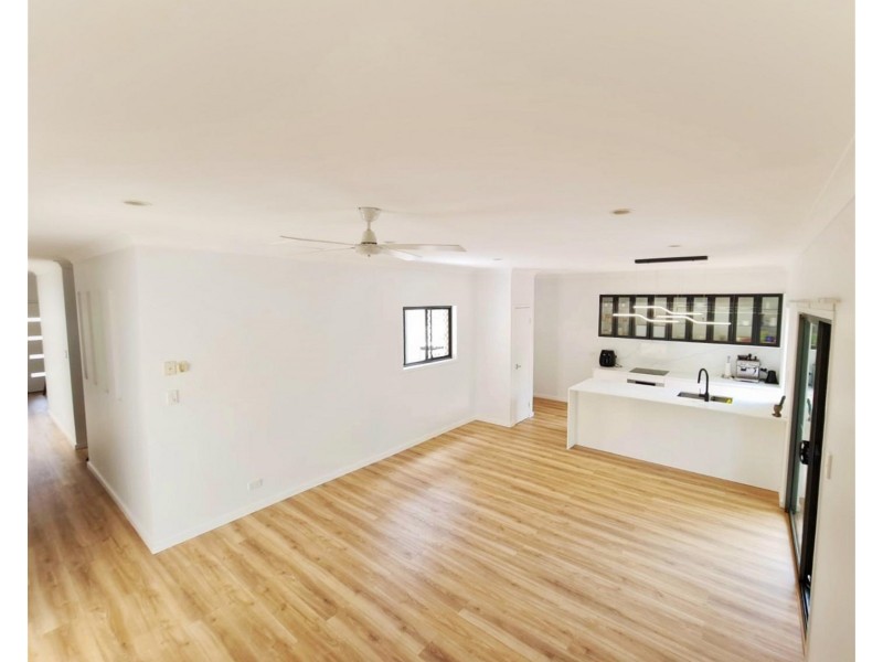 10 Riley court, North Lakes QLD 4509