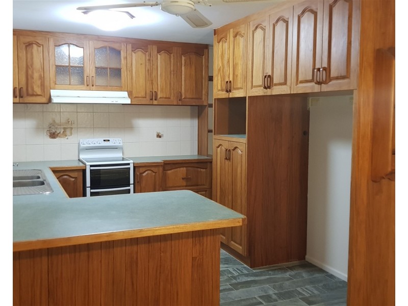 17 Heilbronn Road, Jones Hill QLD 4570