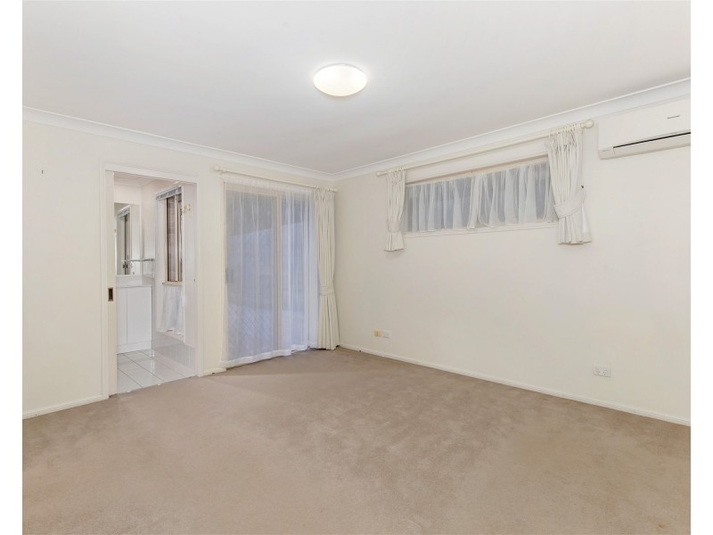 52 Inverness Way, Parkwood QLD 4214
