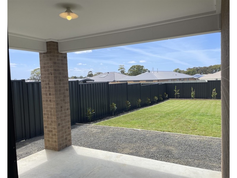 14A Ilfracombe Way, Paynesville VIC 3880