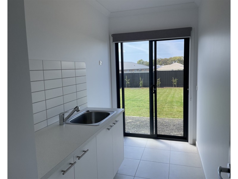 14A Ilfracombe Way, Paynesville VIC 3880