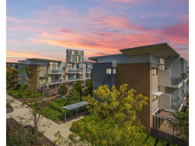 164/116 Easty Street, Phillip ACT 2606