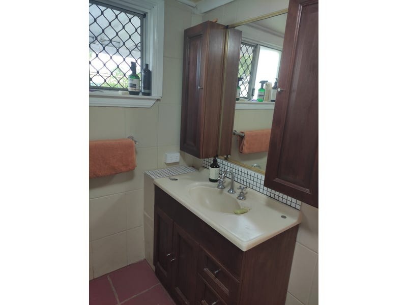 123 Zelma Street, Grasstree Beach QLD 4740