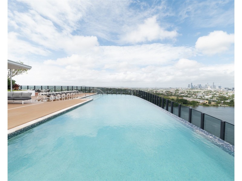 21504/7 Wharf Street, Hamilton QLD 4007