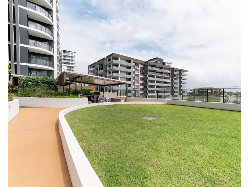 21504/7 Wharf Street, Hamilton QLD 4007