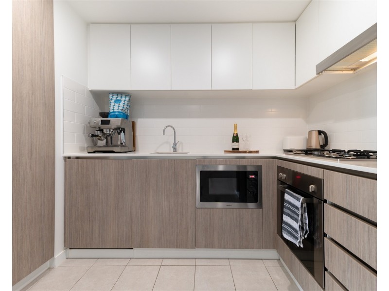 21504/7 Wharf Street, Hamilton QLD 4007