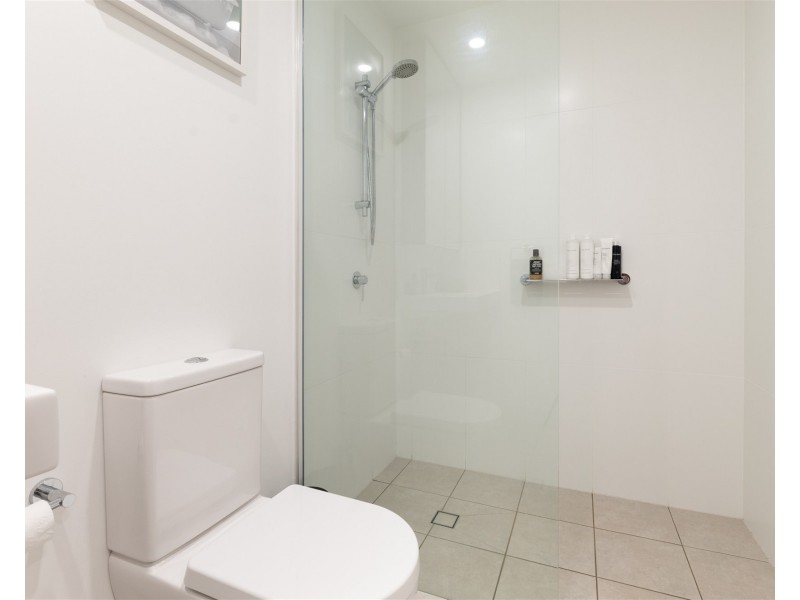 21504/7 Wharf Street, Hamilton QLD 4007