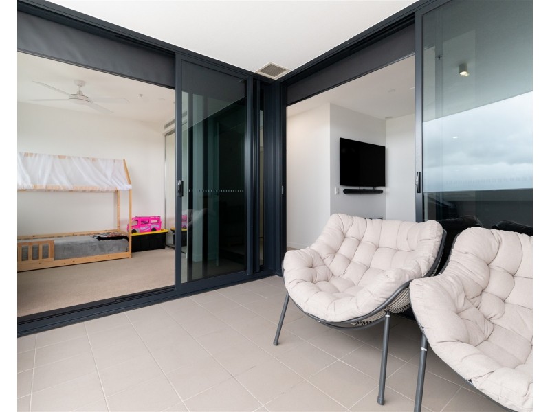 21504/7 Wharf Street, Hamilton QLD 4007