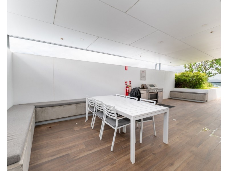 21504/7 Wharf Street, Hamilton QLD 4007