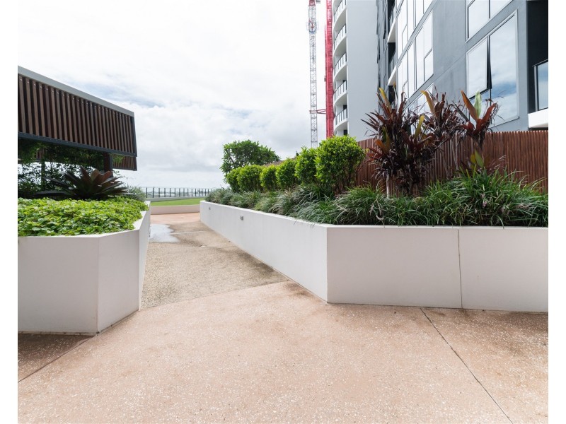 21504/7 Wharf Street, Hamilton QLD 4007