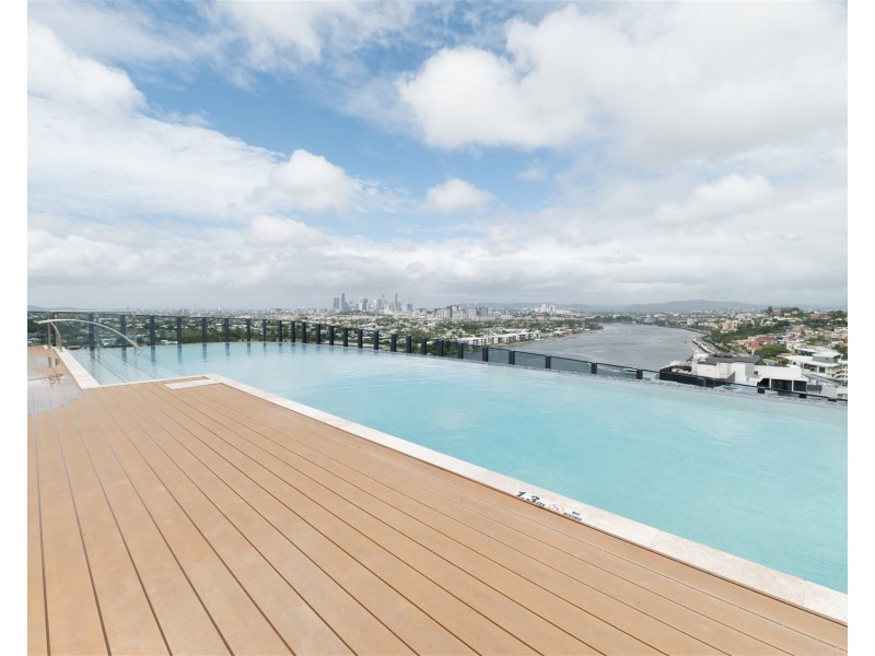 21504/7 Wharf Street, Hamilton QLD 4007