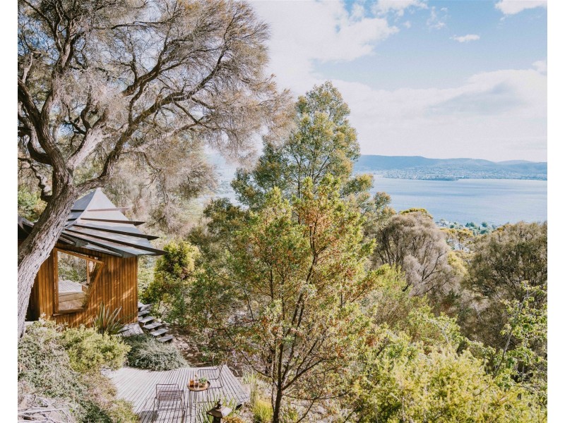 269 Nelson Road, Mount Nelson TAS 7007