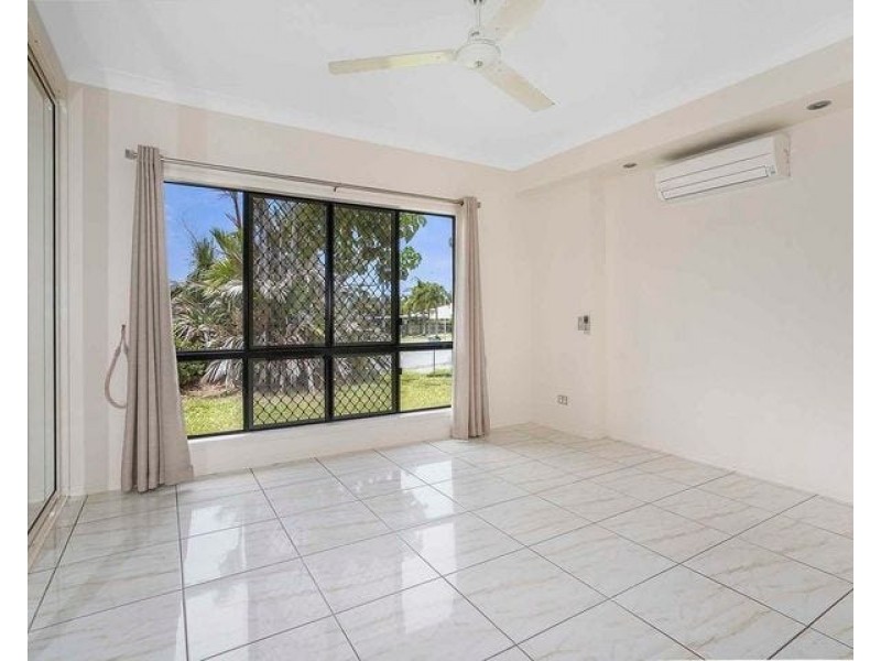 19 Pollock Close, Bentley Park QLD 4869
