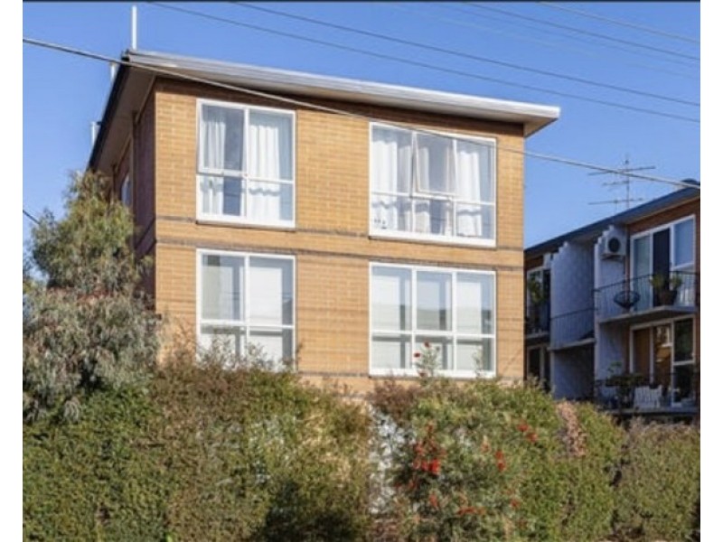 20/25 Robe Street, St Kilda VIC 3182
