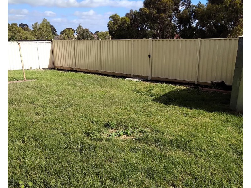 Taylors Lakes VIC 3038