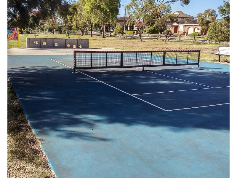 Taylors Lakes VIC 3038