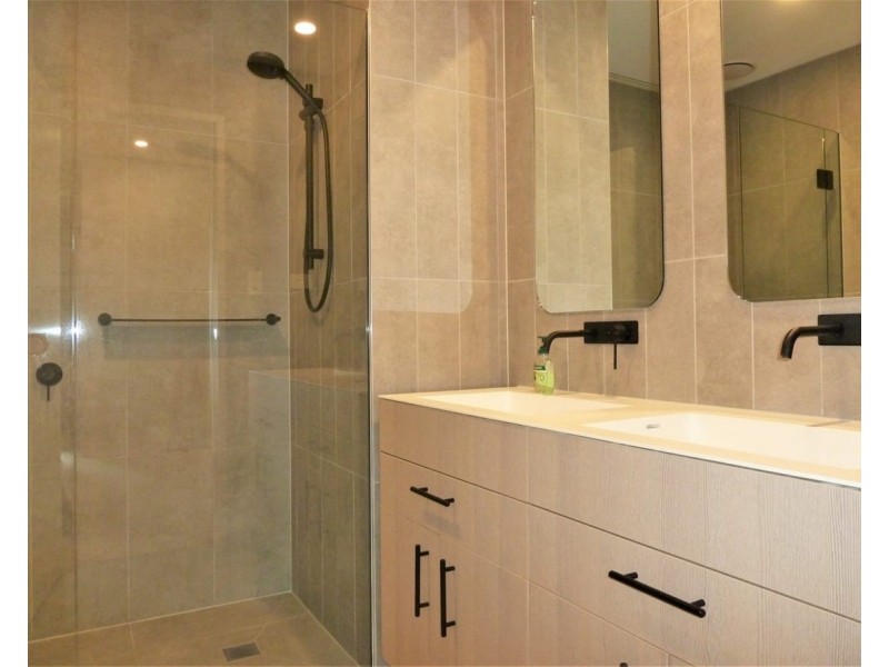 868 Blackburn Road, Clayton VIC 3168