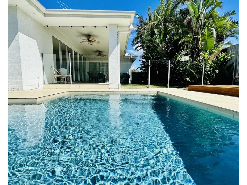 38 Mossman Way., Sandstone Point QLD 4511