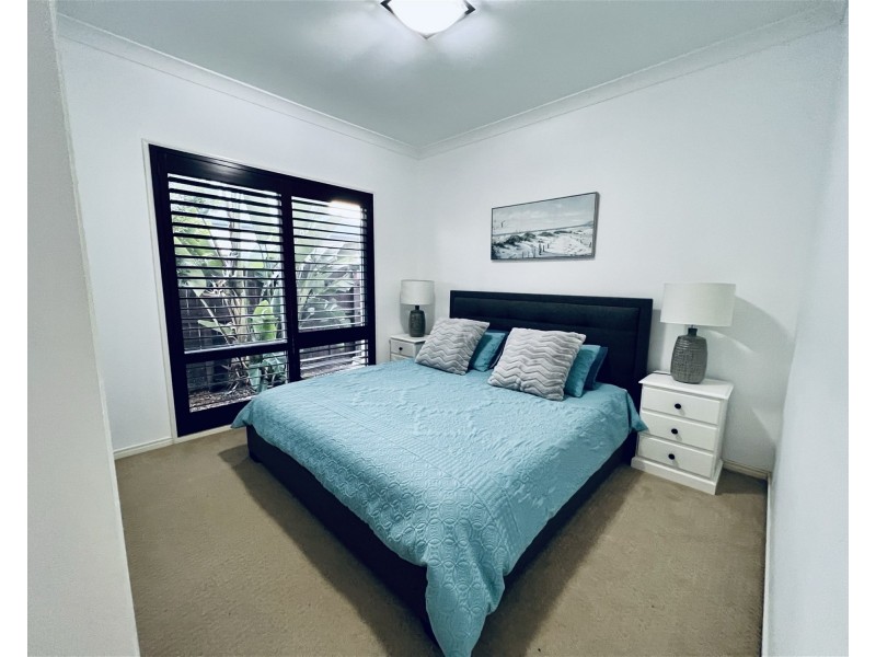 38 Mossman Way., Sandstone Point QLD 4511