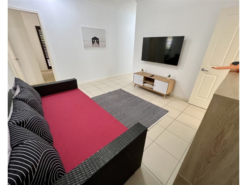 38 Mossman Way., Sandstone Point QLD 4511