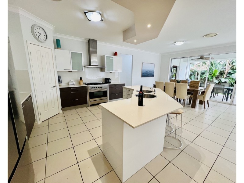 38 Mossman Way., Sandstone Point QLD 4511