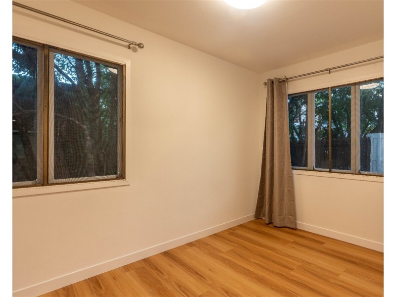 63 Fawkner Street, Chapel Hill QLD 4069