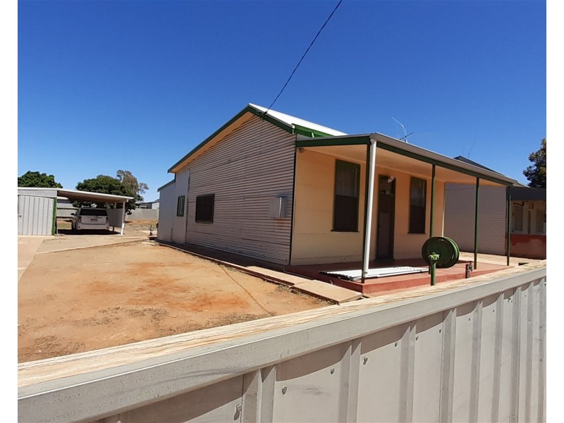 235  IODIDE ST, Broken Hill NSW 2880