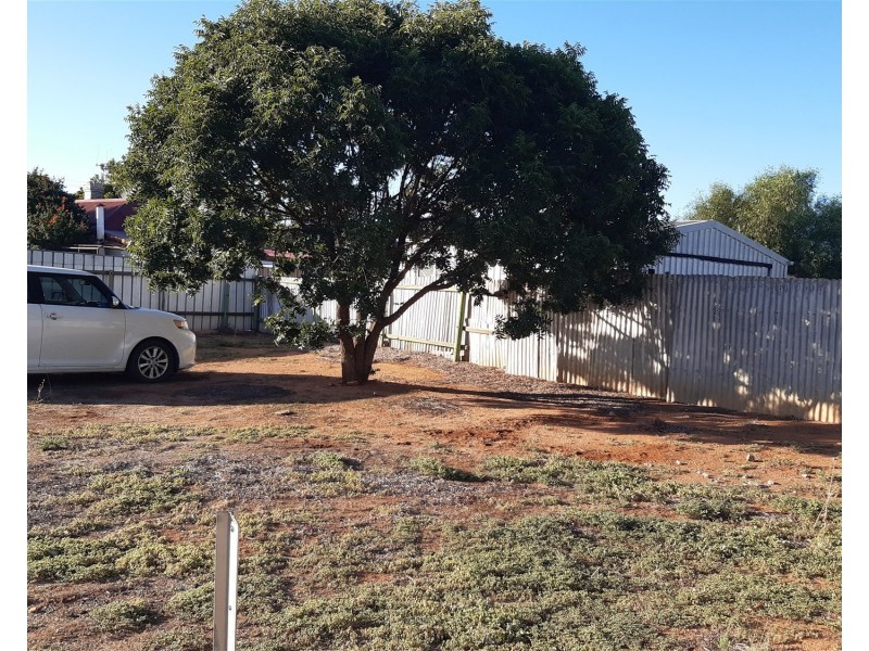 235  IODIDE ST, Broken Hill NSW 2880