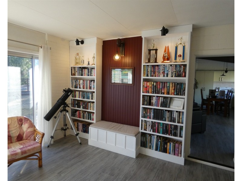 14 Kurrajong Crescent, Point Vernon QLD 4655