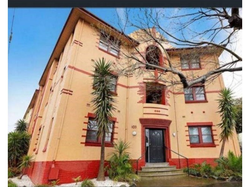 12/103 Barkly Street, St Kilda VIC 3182