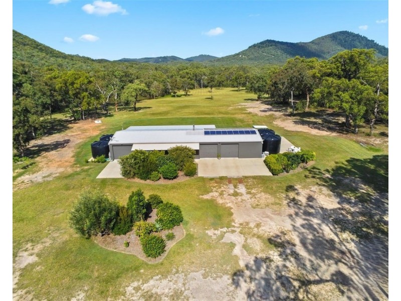 2464 Round Hill Road, Agnes Water QLD 4677