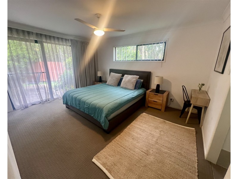 Sandstone Point QLD 4511