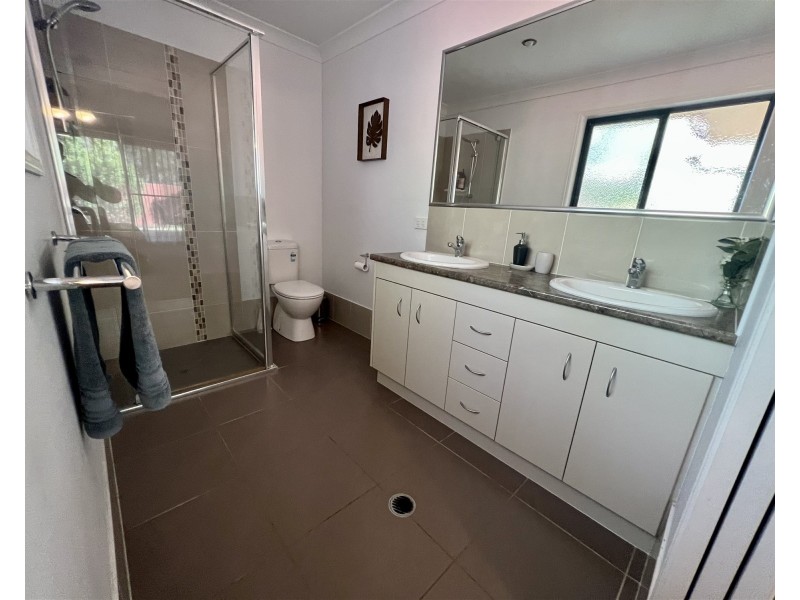 Sandstone Point QLD 4511
