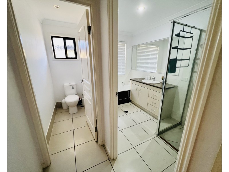 Sandstone Point QLD 4511
