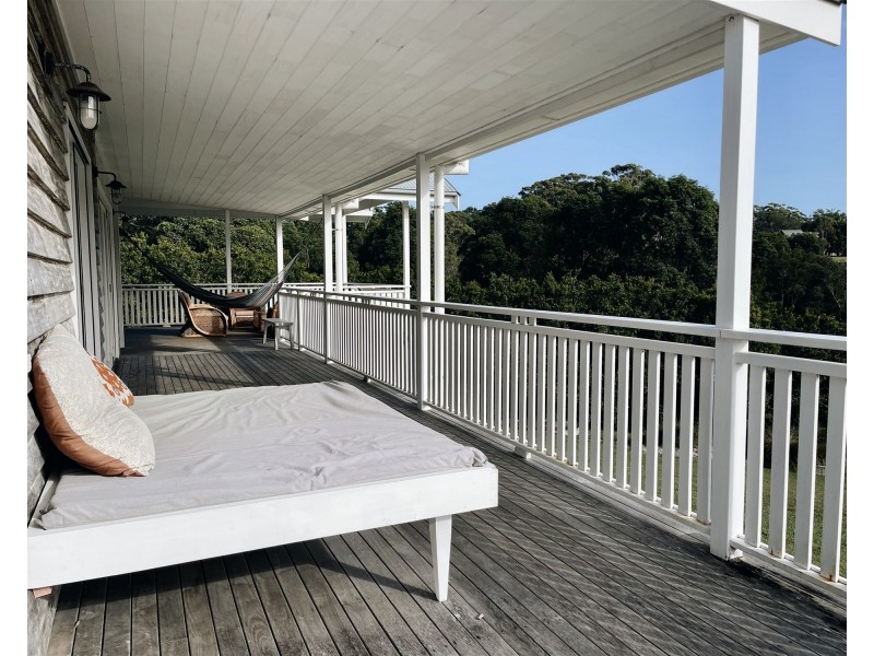 House 1/95 Blackbutt Lane, Broken Head NSW 2481