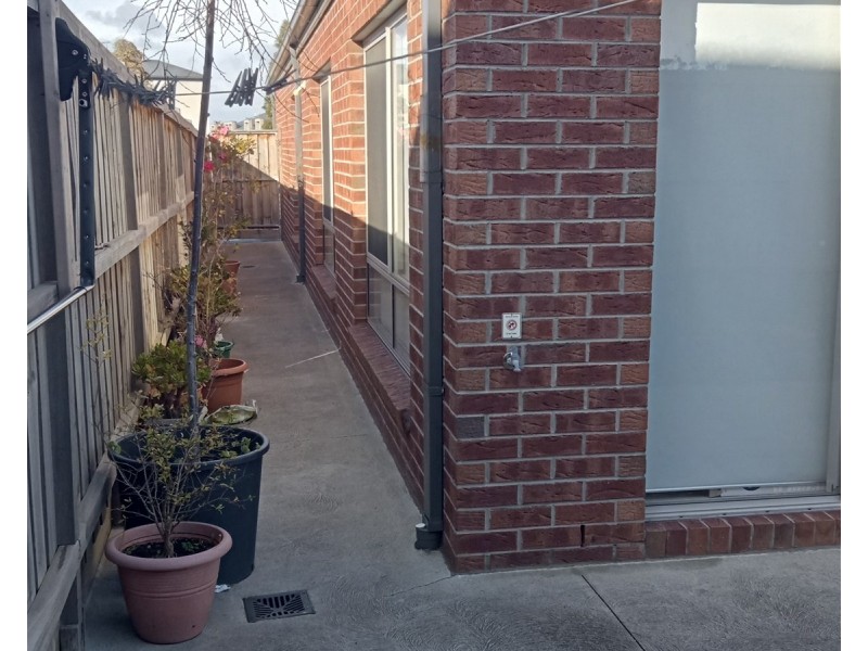 27 Paramount Boulevard, Wyndham Vale VIC 3024