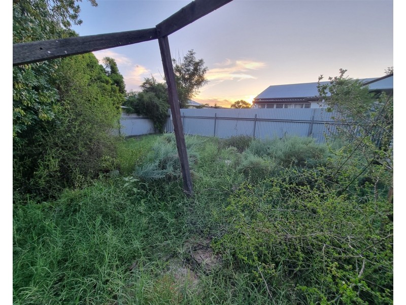 30 Mertin Street, Bourke NSW 2840