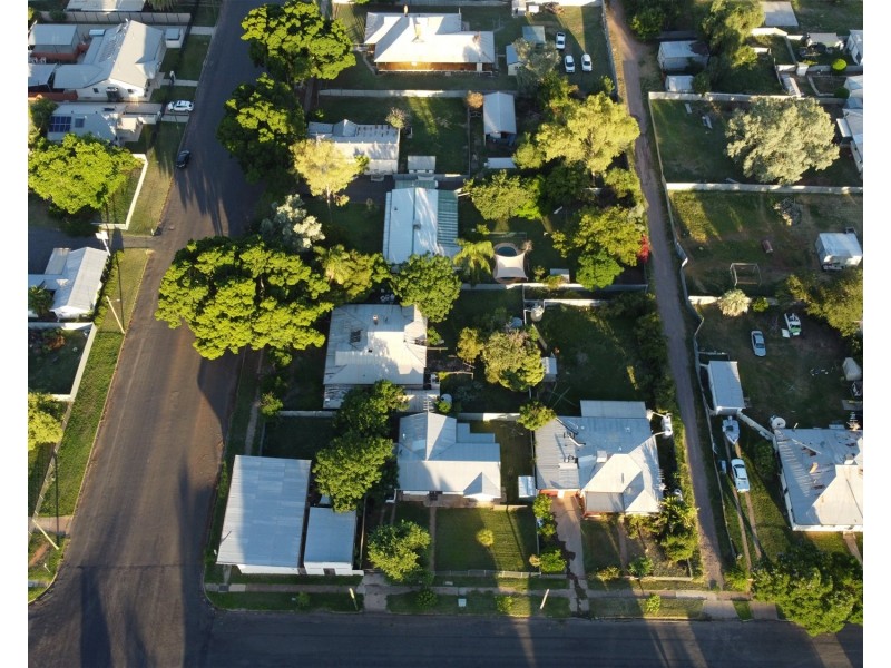 30 Mertin Street, Bourke NSW 2840